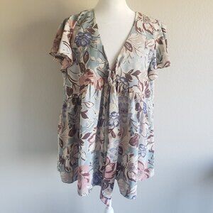 Kylie Paige LA Artsy Floral Babydoll Flutter Sleeve Top Blouse Pastel Size L